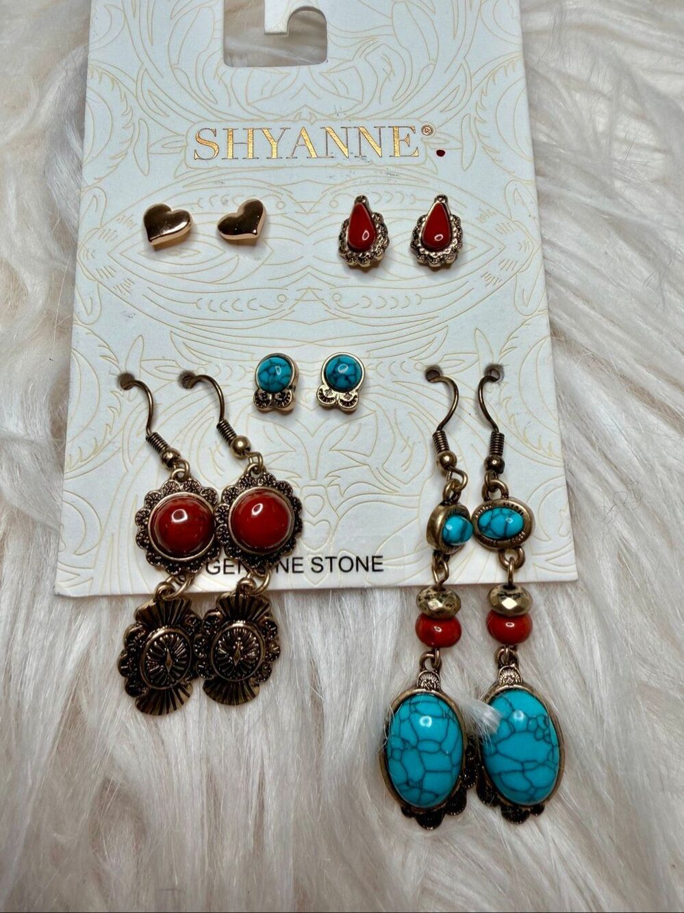 NWT Shyanne earring bundle